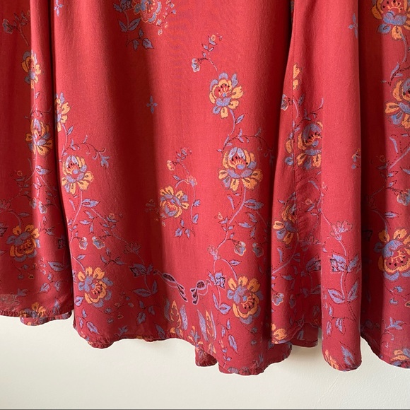 Urban Outfitters | Flowy Floral Dress - Picture 5 of 6